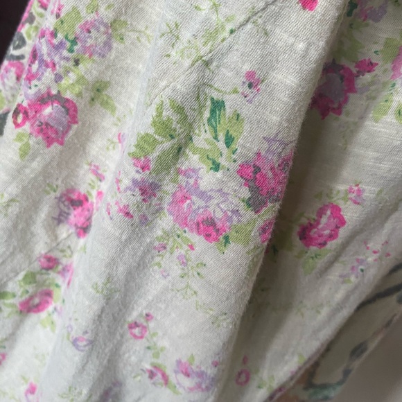 Magnolia Pearl NEW "MOTHER TEREA" Jersey Flower SOLD OUT Tees T-shirt NWT - Picture 4 of 10